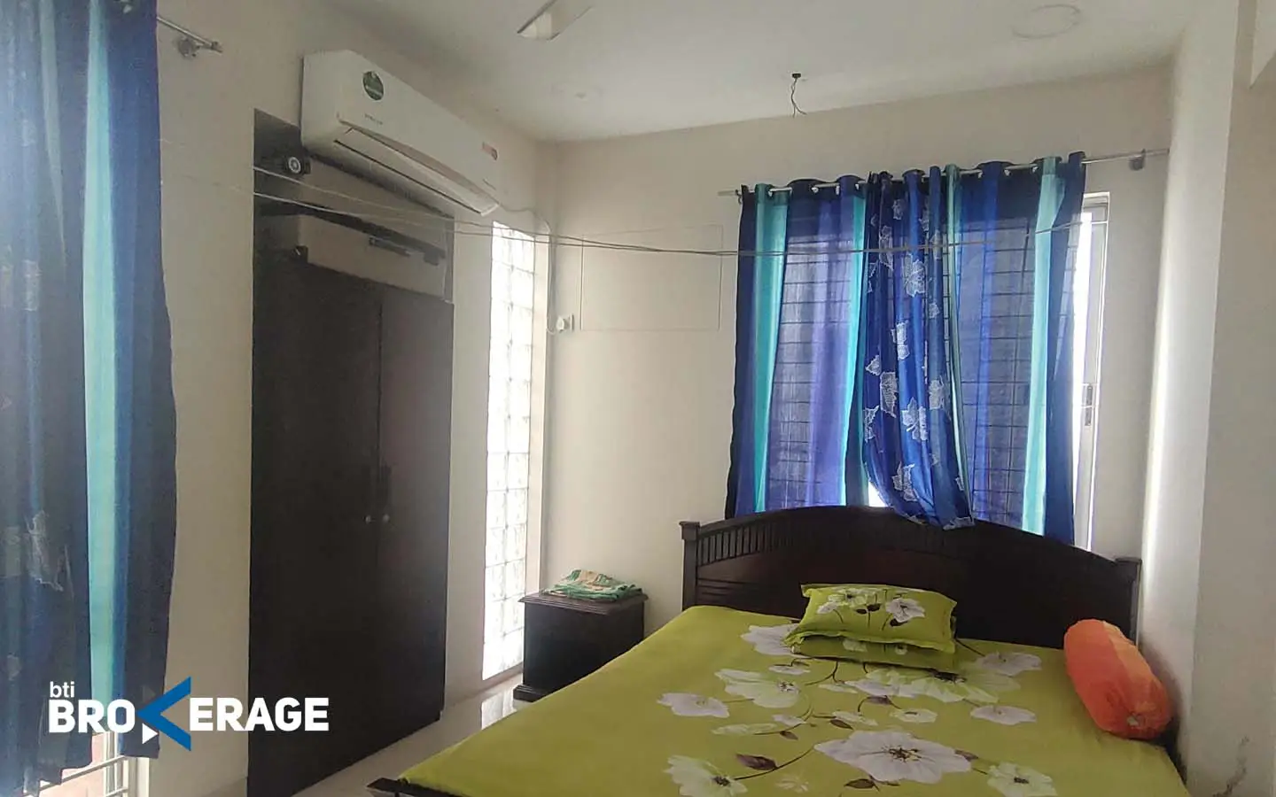 Ready flat for sale in Dhanmondi